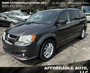 Used 2019 Dodge Grand Caravan SXT image 1