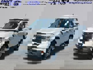 Used 2022 Ford Maverick XL image 1