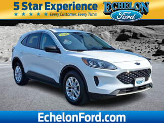 Certified 2022 Ford Escape SE w/ Convenience Package image 1
