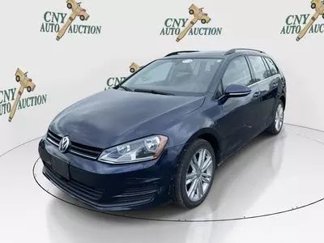 Used 2016 Volkswagen Golf Limited Edition image 1