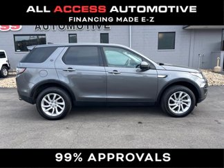 Used 2017 Land Rover Discovery Sport HSE image 1