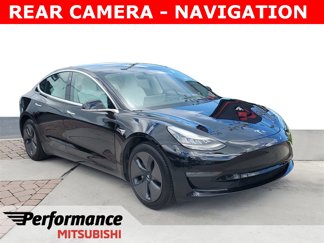 Used 2019 Tesla Model 3 Standard Range Plus image 1