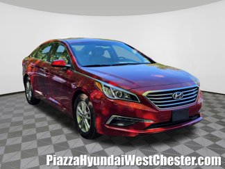 Used 2015 Hyundai Sonata SE image 1