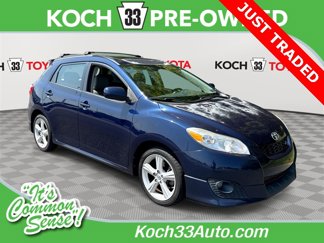Used 2010 Toyota Matrix S image 1