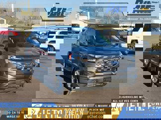 Used 2020 Ford Edge SE image 1