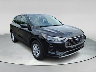 New 2025 Ford Escape Active w/ Cold Weather Package image 1