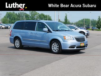 Used 2013 Chrysler Town & Country Touring image 1