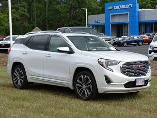 Used 2020 GMC Terrain Denali image 1