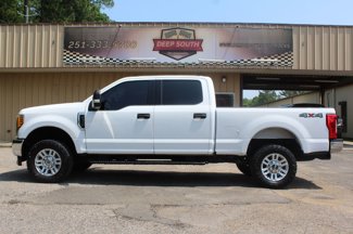 Used 2017 Ford F350 XLT image 1