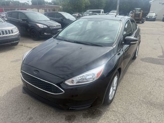 Used 2016 Ford Focus SE image 1