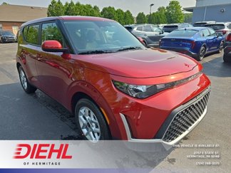 New 2025 Kia Soul LX image 1