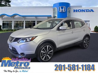 Used 2019 Nissan Rogue Sport SL w/ Premium Package image 1
