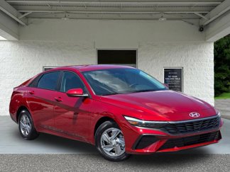 New 2025 Hyundai Elantra SE image 1