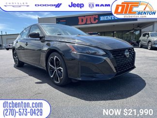 Used 2024 Nissan Altima 2.5 SR image 1