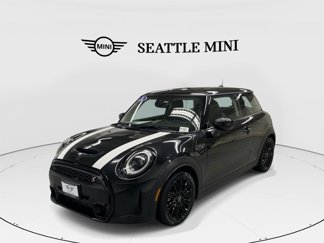 Used 2024 MINI Cooper S image 1