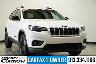 Used 2023 Jeep Cherokee Altitude Lux image 1