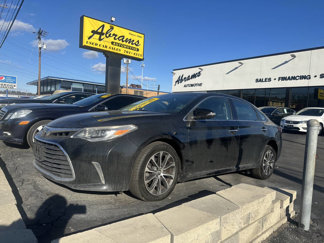 Used 2018 Toyota Avalon XLE Premium image 1