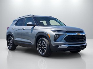 Used 2025 Chevrolet TrailBlazer LT w/ LT Cold Weather Package image 1