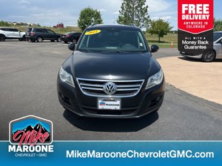 Used 2011 Volkswagen Tiguan SE image 1