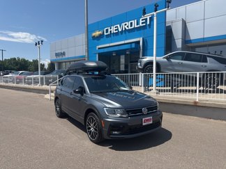 Used 2021 Volkswagen Tiguan SE R-Line image 1