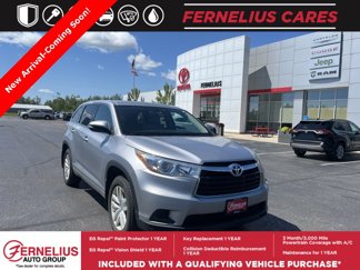 Used 2016 Toyota Highlander Plus image 1