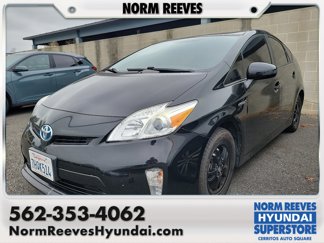 Used 2015 Toyota Prius image 1