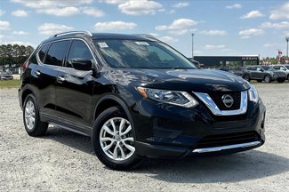 Used 2018 Nissan Rogue SV image 1