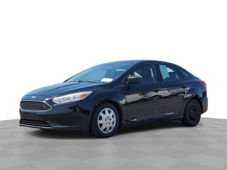 Used 2015 Ford Focus S image 1