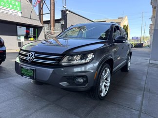 Used 2013 Volkswagen Tiguan S image 1