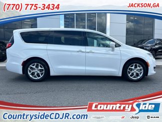 Used 2018 Chrysler Pacifica Touring Plus w/ Tire & Wheel Group image 1