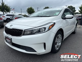 Used 2017 Kia Forte LX image 1