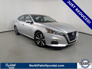 Used 2022 Nissan Altima 2.5 SV image 1
