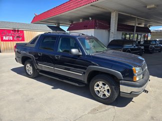 Used 2004 Chevrolet Avalanche Z71 w/ Sun And Sound Package image 1