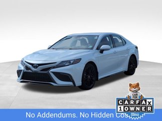 Used 2023 Toyota Camry XSE image 1