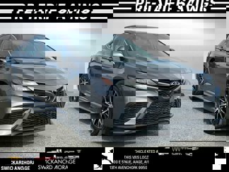 Used 2023 Toyota Camry SE image 1