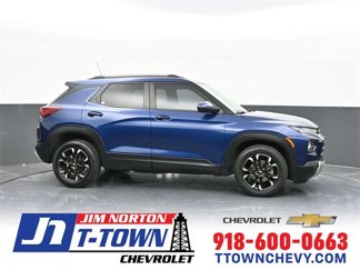 Used 2022 Chevrolet TrailBlazer LT image 1