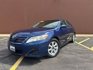 Used 2011 Toyota Camry LE image 1