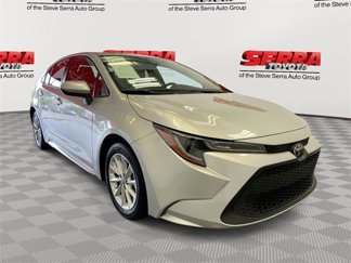 Certified 2022 Toyota Corolla LE image 1