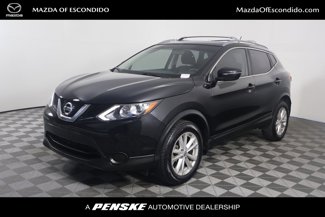 Used 2018 Nissan Rogue Sport SV image 1