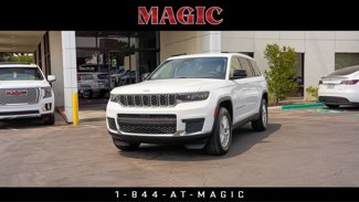 Used 2023 Jeep Grand Cherokee L Laredo image 1