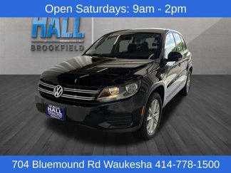 Used 2018 Volkswagen Tiguan Limited w/ Alloy Wheels Package image 1