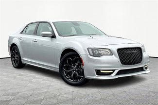 Used 2022 Chrysler 300 Touring image 1