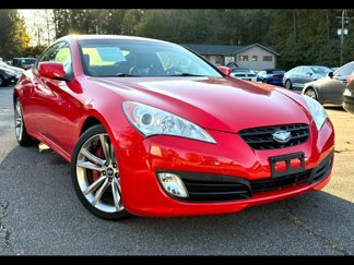 Used 2011 Hyundai Genesis 3.8 image 1