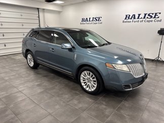 Used 2010 Lincoln MKT 2WD image 1