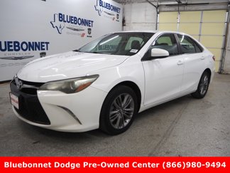 Used 2017 Toyota Camry image 1