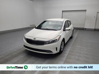 Used 2017 Kia Forte LX image 1