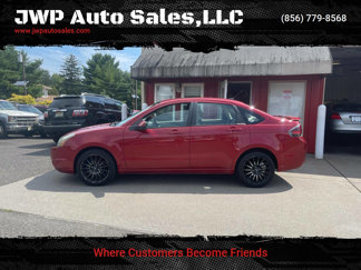 Used 2010 Ford Focus SES image 1