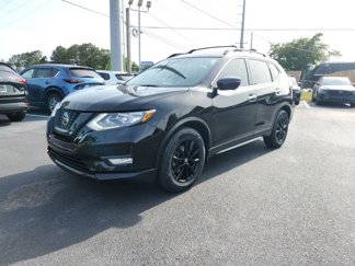 Used 2018 Nissan Rogue SV w/ Premium Package image 1
