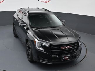 Used 2023 GMC Terrain SLE w/ Driver Convenience Package image 1