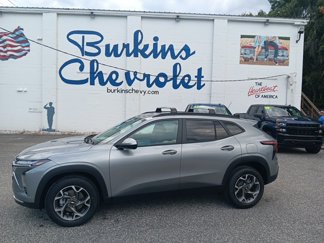 New 2025 Chevrolet Trax LT w/ Driver Confidence Package image 1